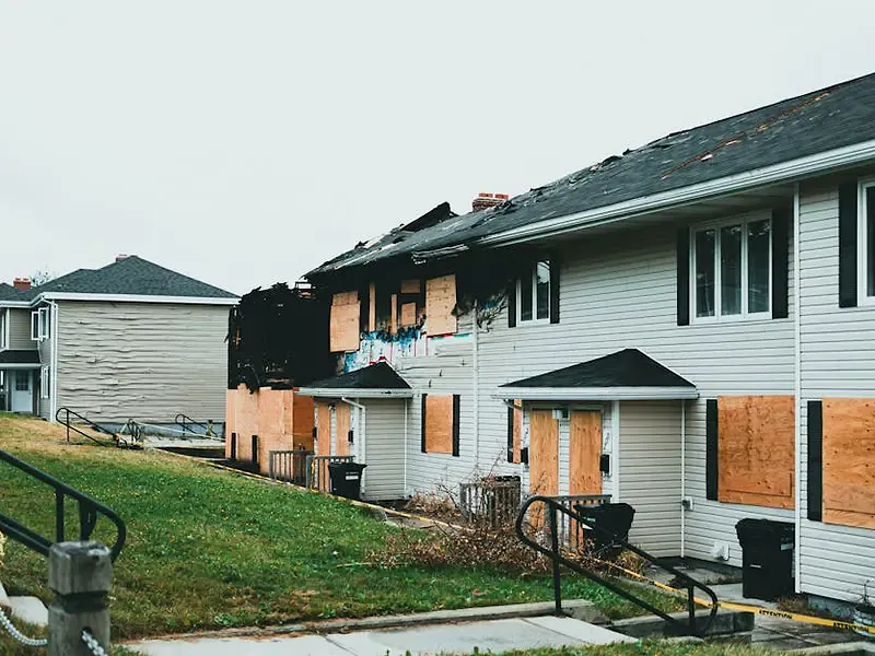 Service Boardup Emergency Boardup Storm Damage Protection in Stamford, CT - Best Roofers Near Me | Stamford